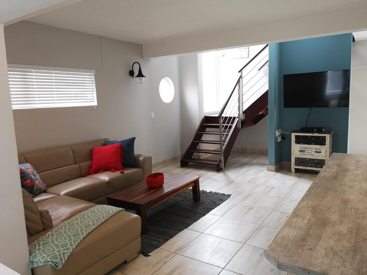 The Waterfront Cottage F12 Swakopmund Buitenkant foto